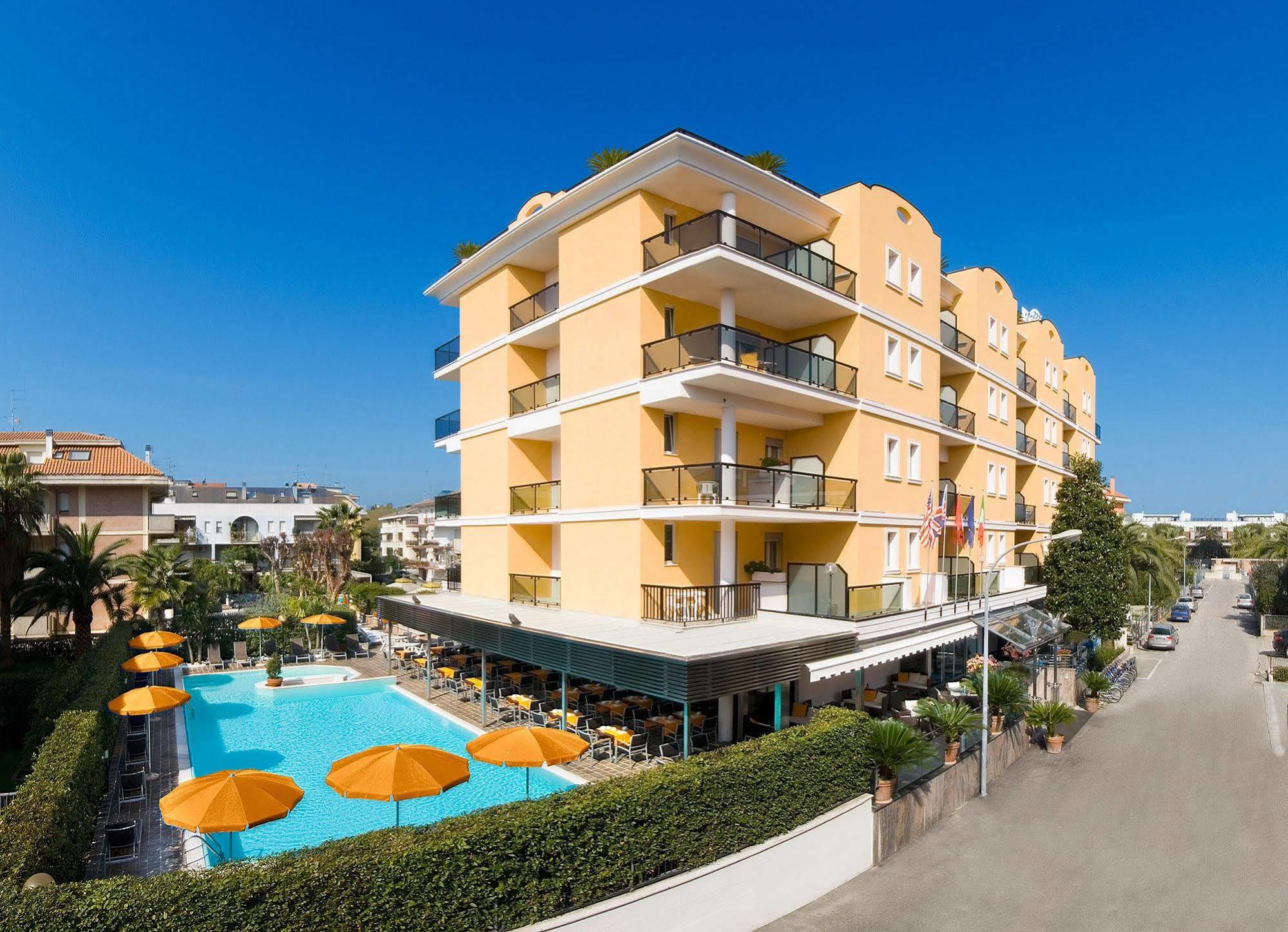 Hotel Imperial San Benedetto del Tronto Luaran gambar