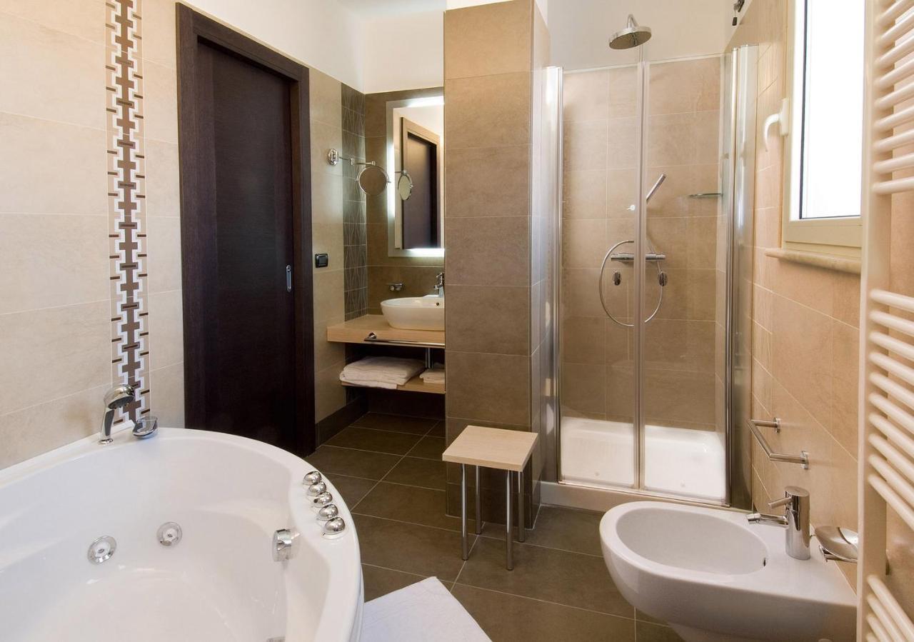 Hotel Imperial San Benedetto del Tronto Bilik gambar